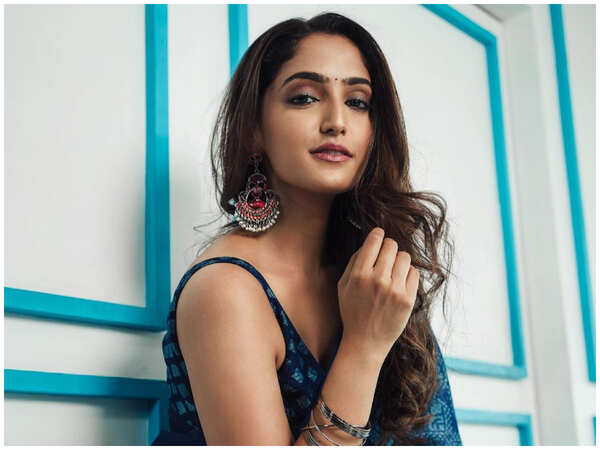 Reba Monica John Pictures