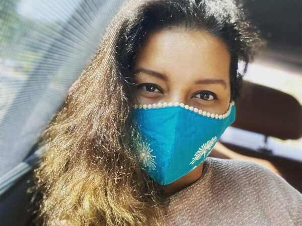 renu desai
