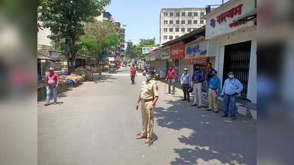 Shops shut in Bhandup-Powai