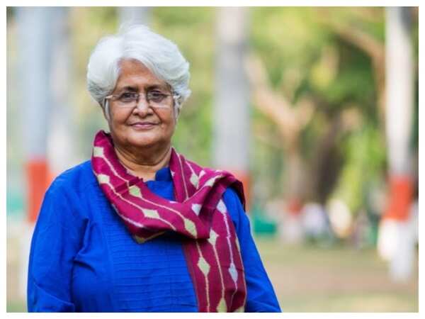 Sumitra Bhave Images