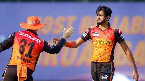 Pace-spin duo