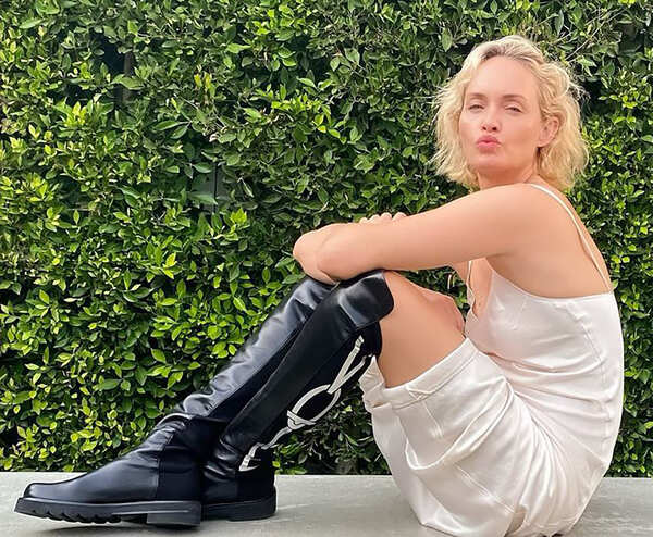 Amber Valletta