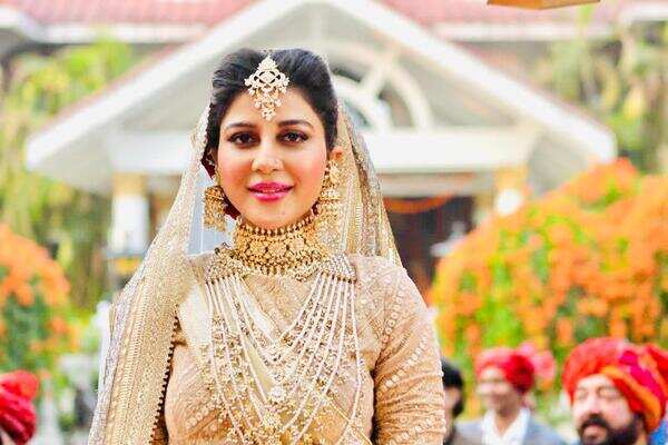 Mishika Chourasia Stills