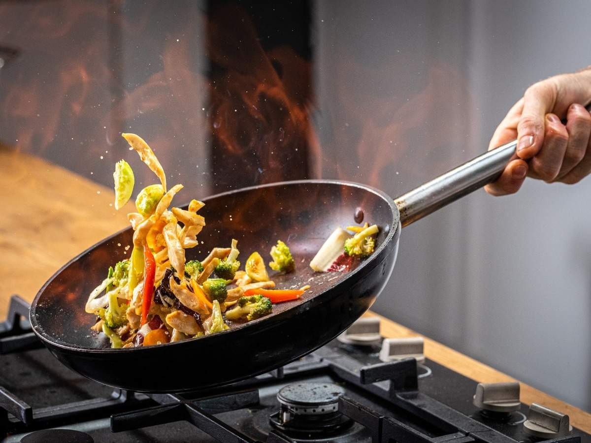 how long to season a wok