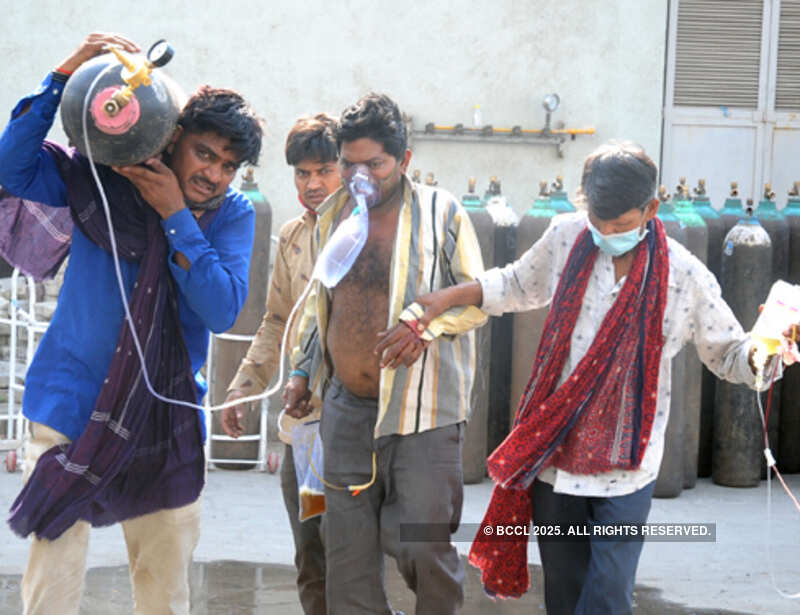 These images show how India is grappling with devastating coronavirus outbreak