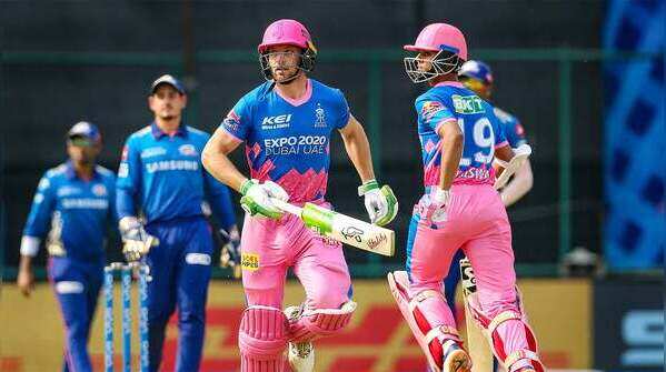 Royals opening stand