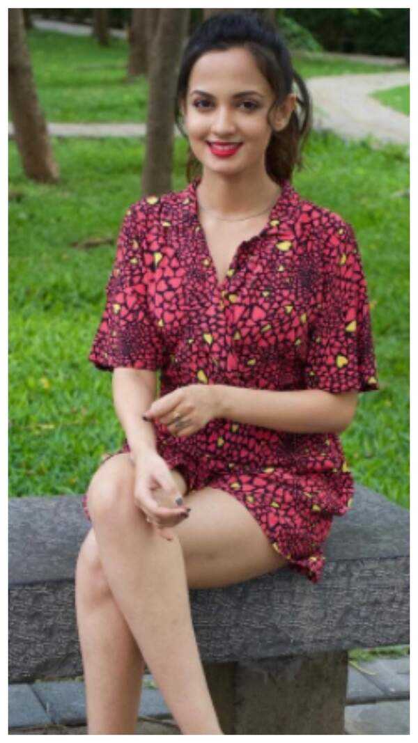 ketaki mategaonkar Wallpapers