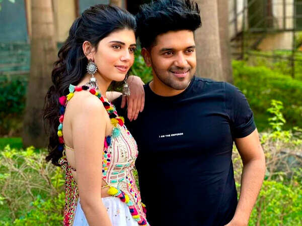 Sanjana Sanghi Photos