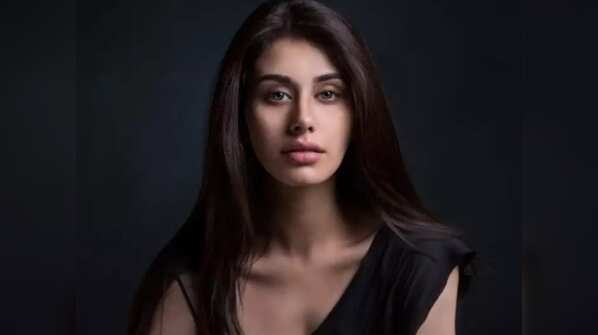Warina Hussain