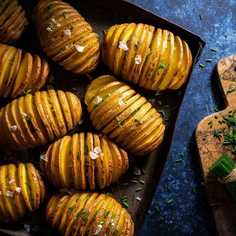 Garlic Butter Hasselback Potatoes