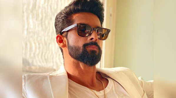 Ravi Dubey