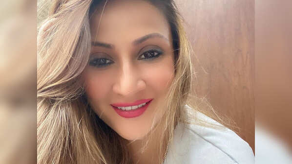 Urvashi Dholakia
