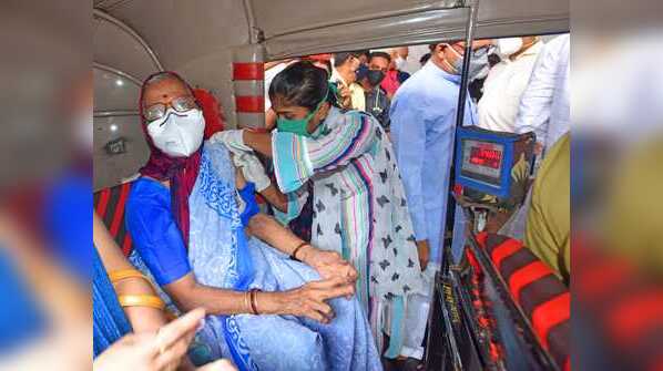 Drive in vaccination at Ghatkopar