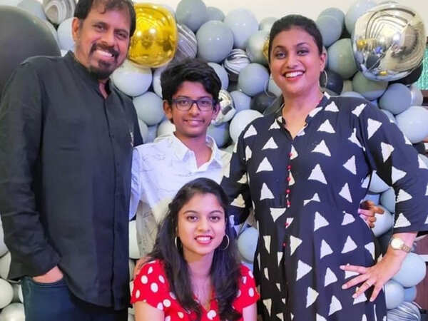 Roja Selvamani Pictures