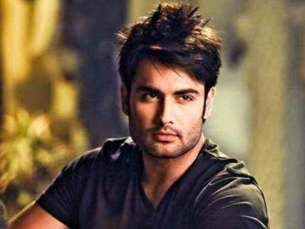 Vivian Dsena Photos
