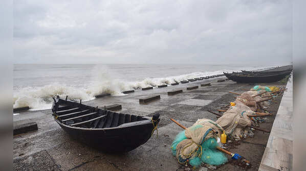 Photos: West Bengal, Odisha brace for Cyclone Yaas