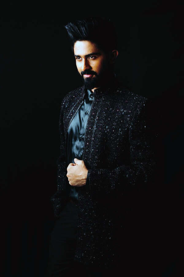 Rahul Ravi Pictures