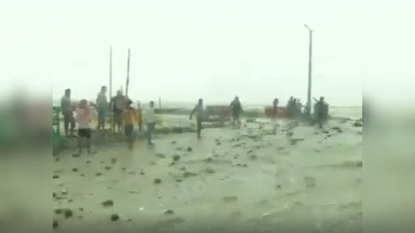 Photos of Cyclone Yaas impact on Odisha, West Bengal