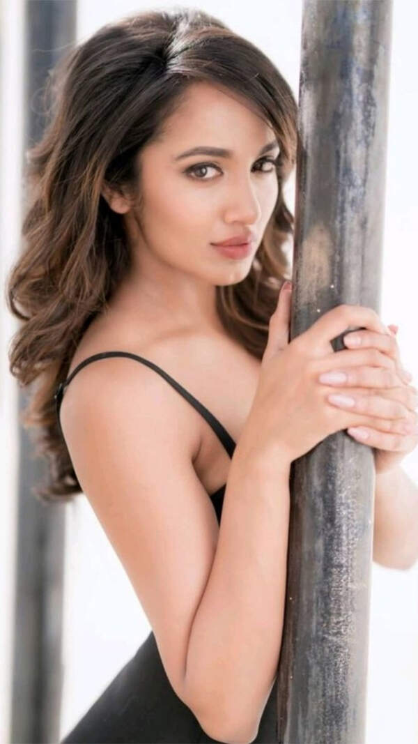 Tejaswi Madivada