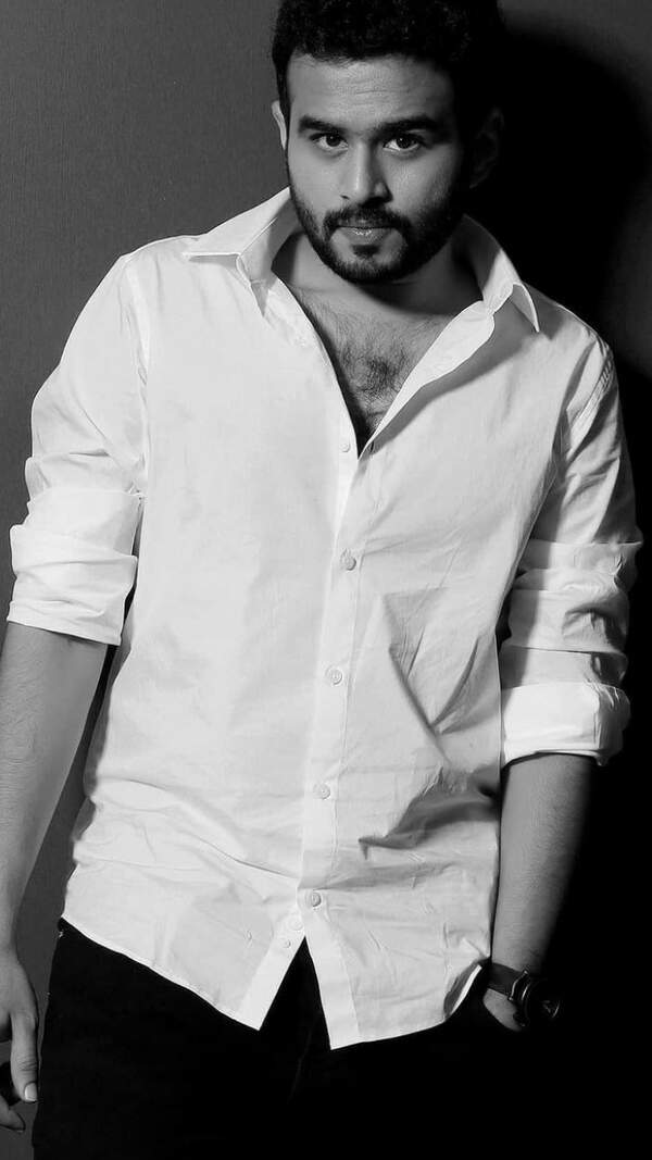 RJ Vijay Pictures