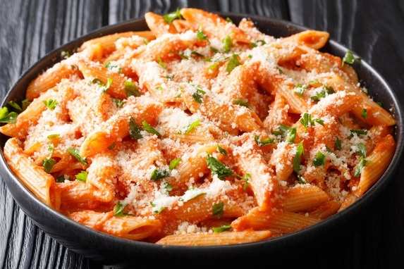 Red Sauce Pasta Recipe: How to make Red Sauce Pasta Recipe at Home