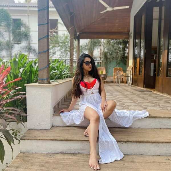 Roshni Walia