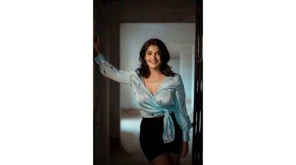 12) Isha Keskar