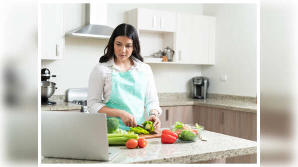 How to balance work from home and kitchen
