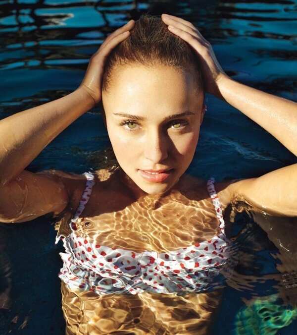 Hayden Panettiere Pictures