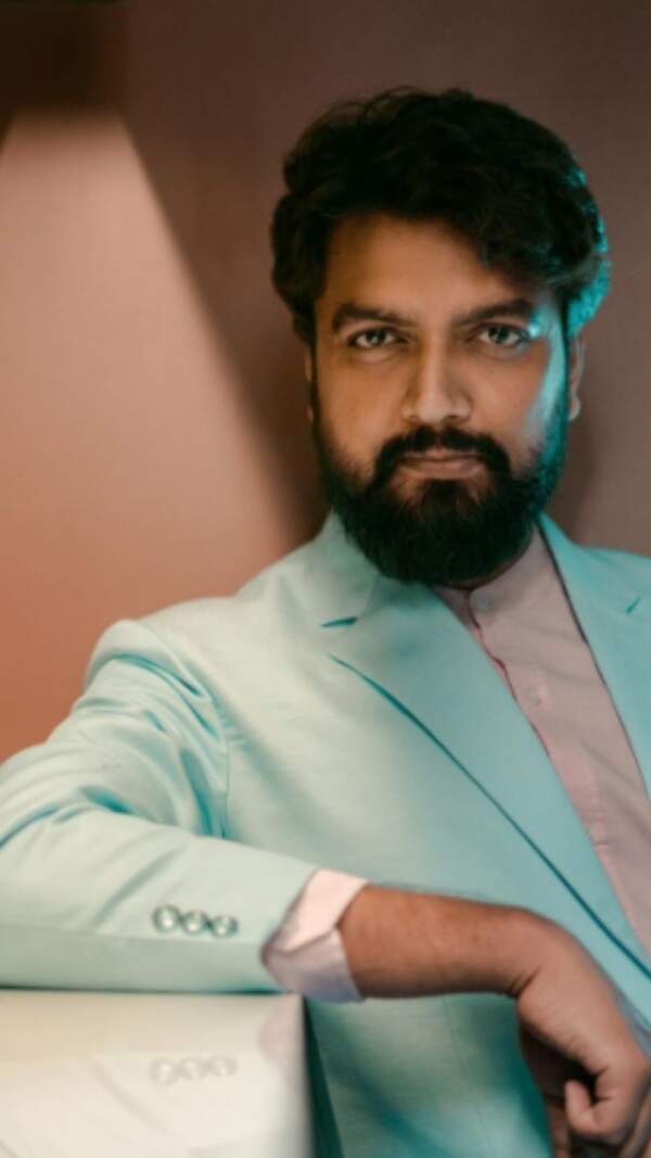 Chetan Dhanani. Pictures
