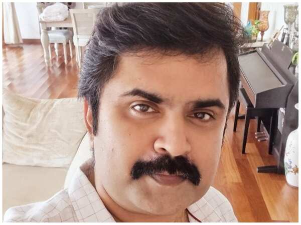 Anoop Menon Photos
