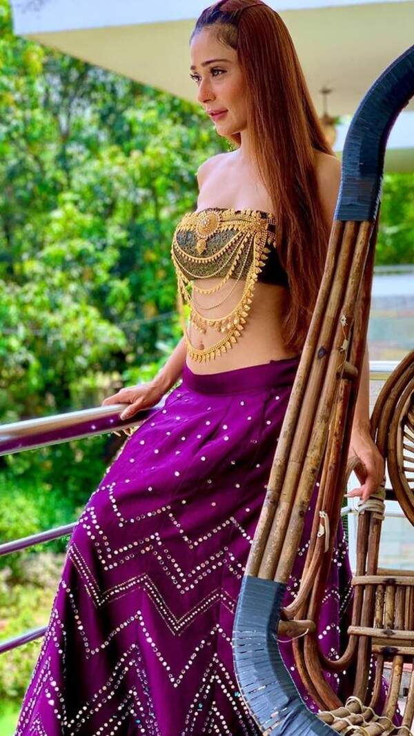 Sara Khan