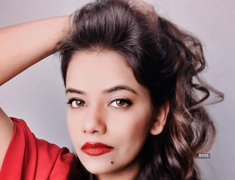 Alluring pictures of MTV's ‘Girls on Top’ famed actress Ritwika Gupta go viral