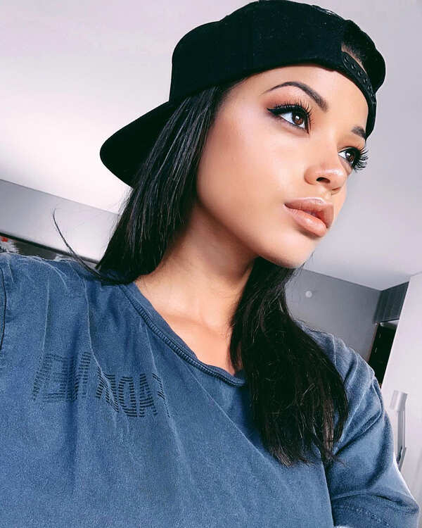 Ella Balinska