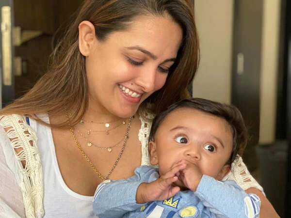 Anita Hassanandani Wallpapers