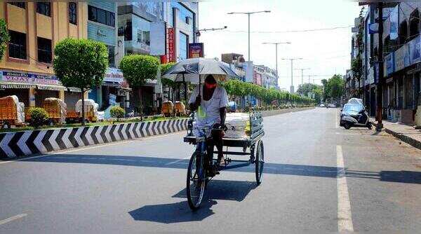 deserted look of MG road