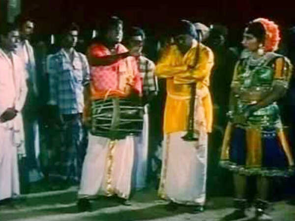Kovai Sarala Wallpapers