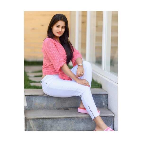 Anusha Rai Images