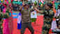Watch: Akshay Kumar dances with BSF jawans in J&K’s Bandipora