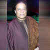 Article image for: Bhajan maestro Anup Jalota pays a tribute to the legendary <i class="tbold">milkha singh</i>