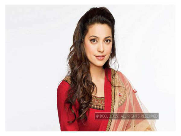Juhi Chawla Wallpapers