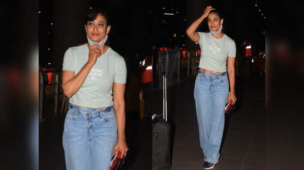 Shweta Tiwari is all smiles