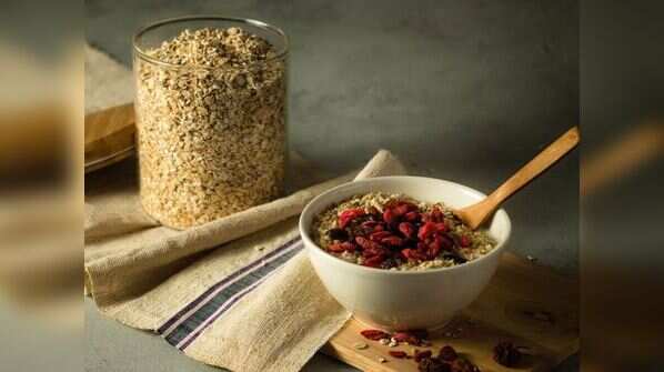 Nutrient content of steel-cut oats and rolled oats