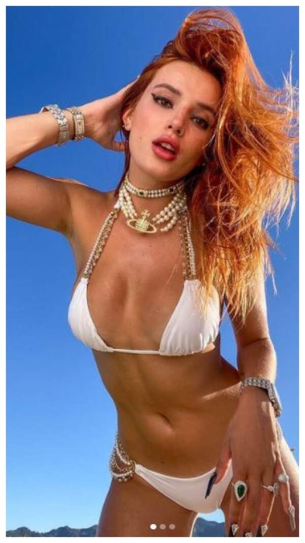 Bella Thorne Photos