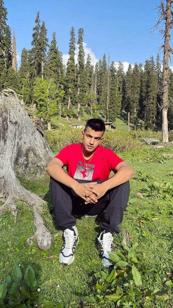 Jass Manak Pictures