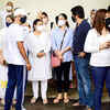 Article image for: Raj Kaushal's funeral pictures