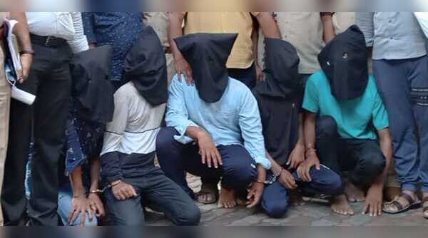 Dahisar firing: 5 arrested