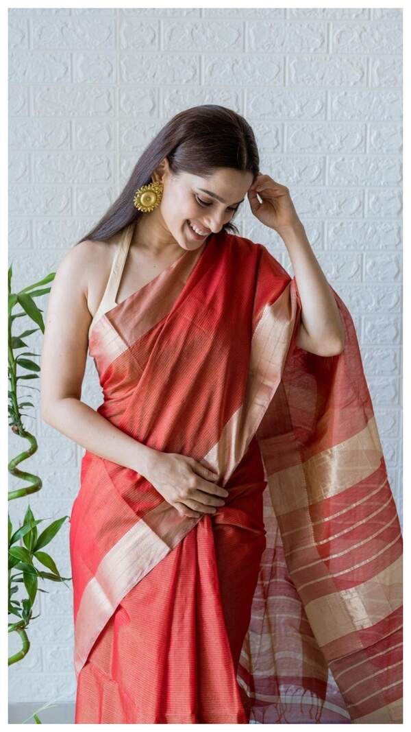 Priya Bapat Wallpapers