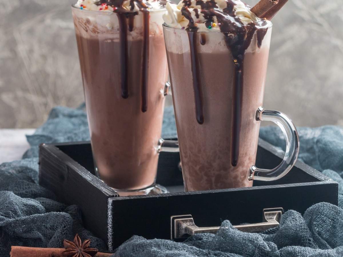 Chocolate Milkshake Recipe: How to Make Chocolate Milkshake Recipe |  Homemade Chocolate Milkshake Recipe