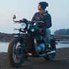 <i class="tbold">sumedh mudgalkar</i>